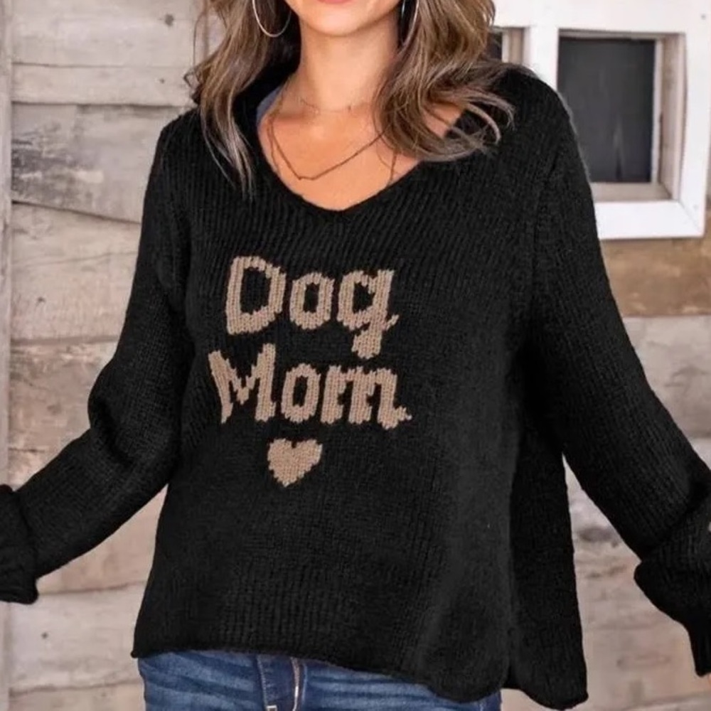 Wooden Ships Dog Mom And Heart V-Neck Sweater Size XS / SMALL